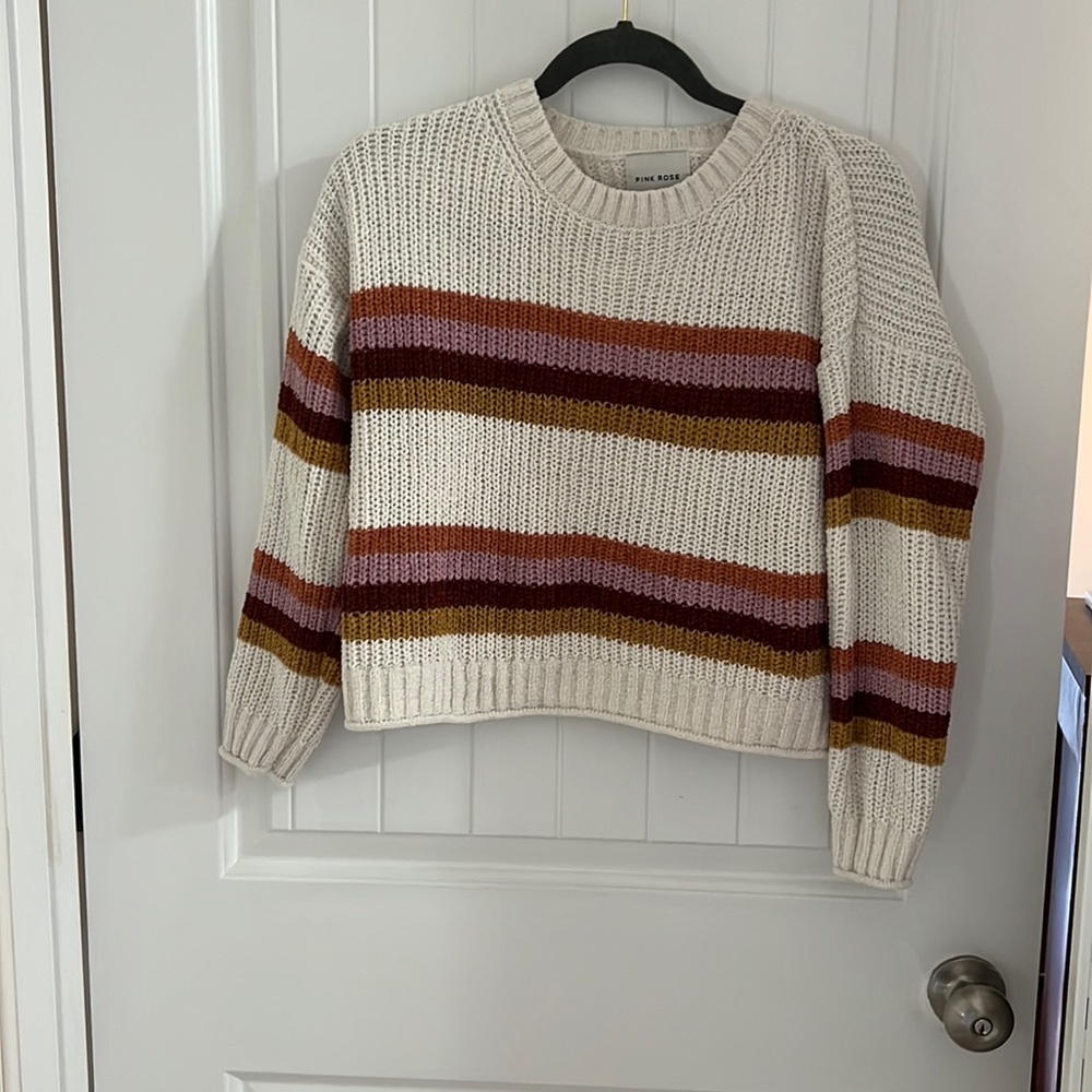Crop top sweater